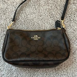 Coach Signature Top Handle Pouch